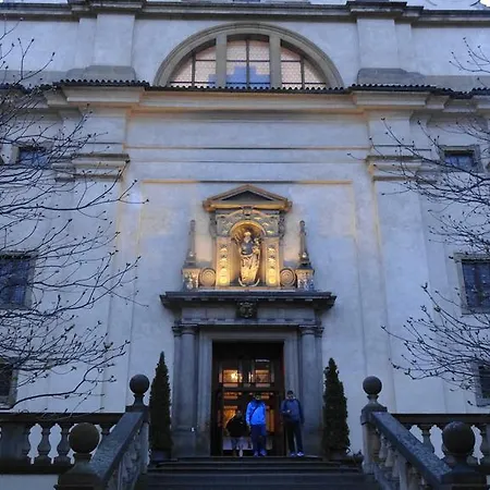 Apartment Mala Strana Prag